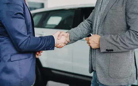 Leasing, nebo úvěr na auto? Srovnání financování včetně operáku