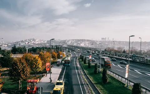 Pokuta za rychlost: kolik hrozí v obci a mimo obec a kolik bodů